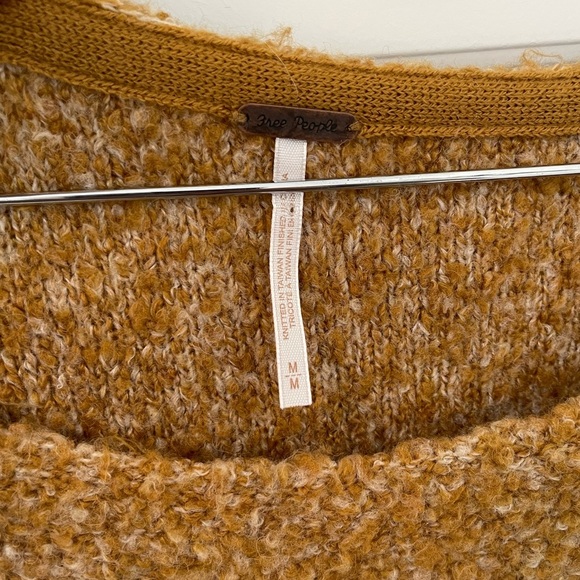 🎄Free People Moira Sweater | Honeycomb | M - Picture 7 of 9